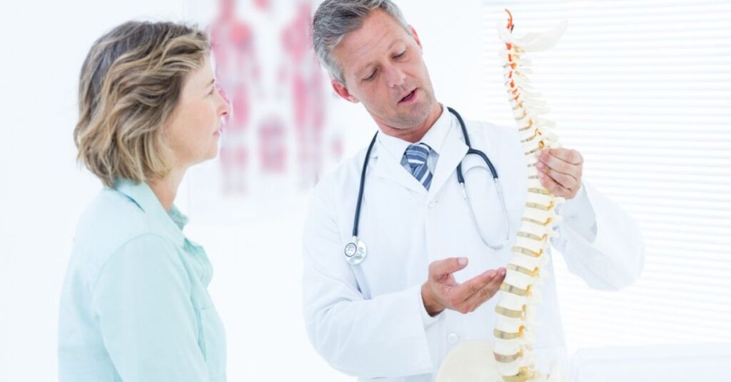 spine doctor in indore, best spine doctor in indore