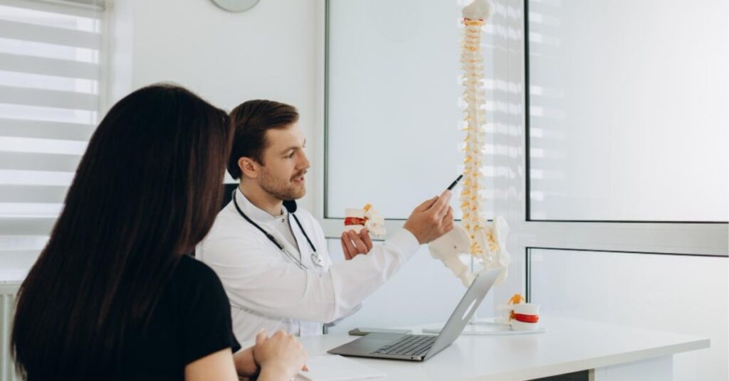 spine surgeon in indore, best spine surgeon in indore