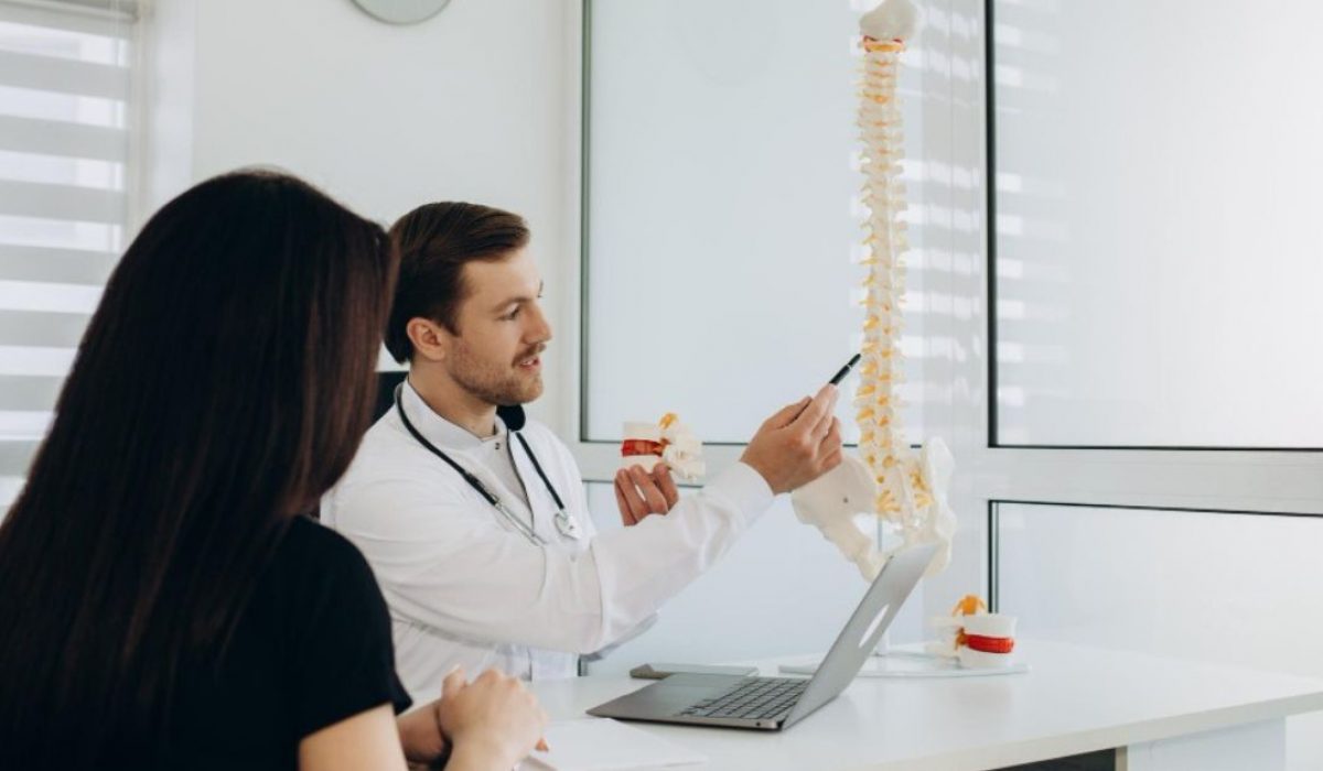 spine surgeon in Indore spine surgeon in indore, best spine surgeon in indore